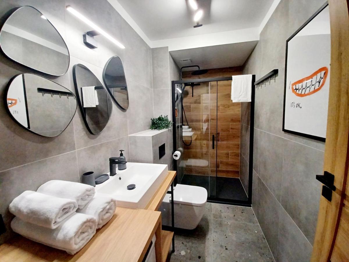 Kolory Warmii Apartamenty Garaz Podziemny オルシュティン エクステリア 写真